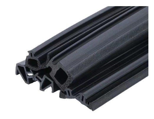 Tela de sellado de caucho flexible y duradero de 60 Mpa de presión para sello inferior de puerta de tamaño personalizado