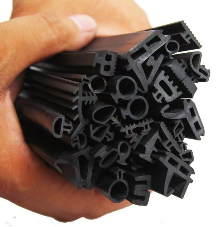 Tela de sellado de caucho flexible y duradero de 60 Mpa de presión para sello inferior de puerta de tamaño personalizado